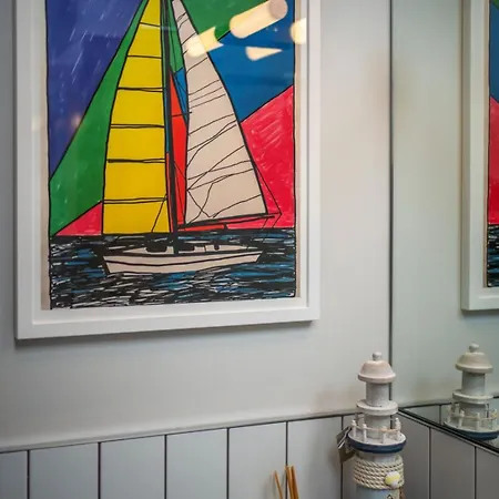 Number One Townhouse キンセール