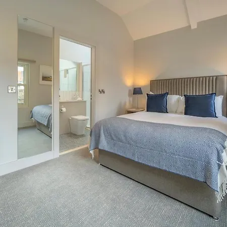 فندق مبيت وإفطار Number One Townhouse *